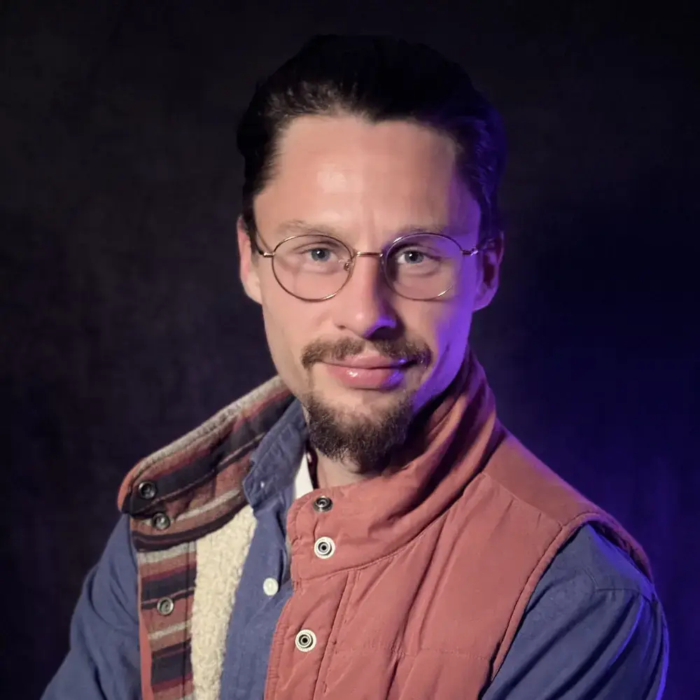 Thomas Outworkem Podcast Host